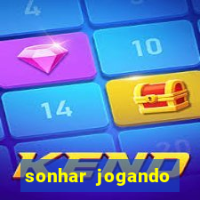 sonhar jogando futebol e fazendo gol